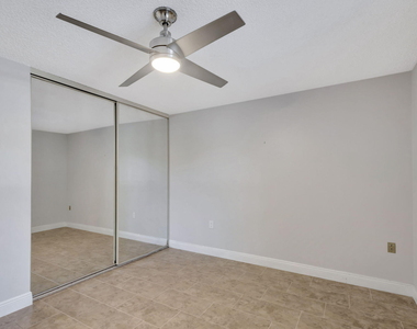 2741 Village Boulevard - Photo Thumbnail 18