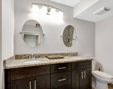 2741 Village Boulevard - Photo Thumbnail 14