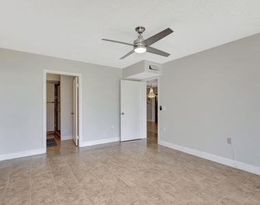 2741 Village Boulevard - Photo Thumbnail 11