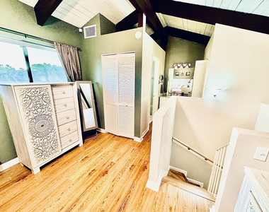 2121 Sw 82nd Avenue - Photo Thumbnail 18