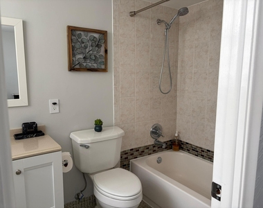 137 Golden Isles Drive - Photo Thumbnail 19