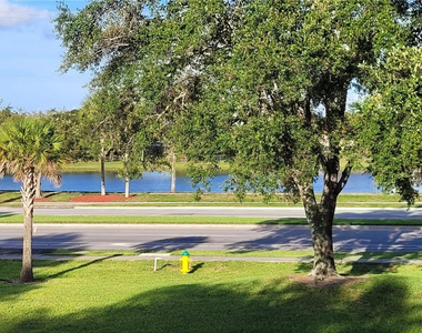 921 Lyons Road - Photo Thumbnail 24