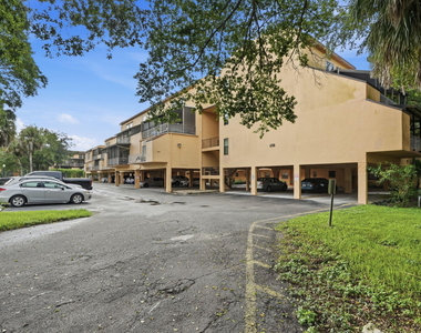 430 Commodore Drive - Photo Thumbnail 1