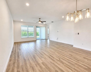 9555 Sw Indra Way - Photo Thumbnail 9