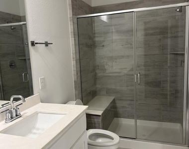8215 Manoa Drive - Photo Thumbnail 12