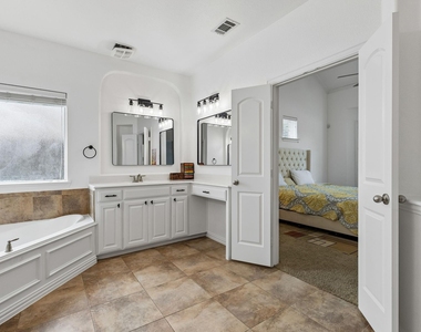 12406 Botanical Lane - Photo Thumbnail 9