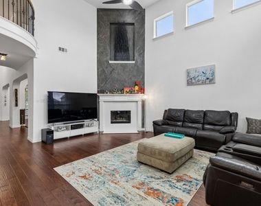 12406 Botanical Lane - Photo Thumbnail 1