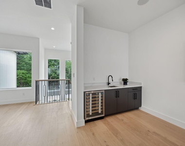 3815 Hawick Lane - Photo Thumbnail 24