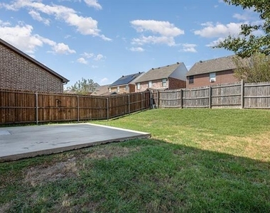 313 Austin Avenue - Photo Thumbnail 21
