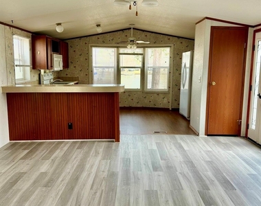 10481 Private Road 3709 - Photo Thumbnail 6