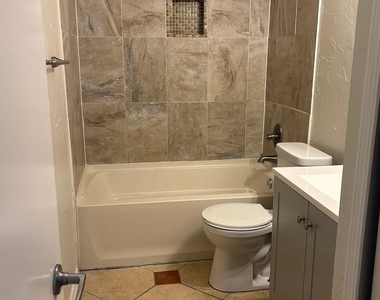 4184 Driscoll Drive - Photo Thumbnail 2