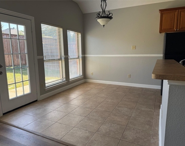 12301 Cajun Drive - Photo Thumbnail 6