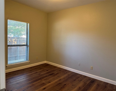 12301 Cajun Drive - Photo Thumbnail 18