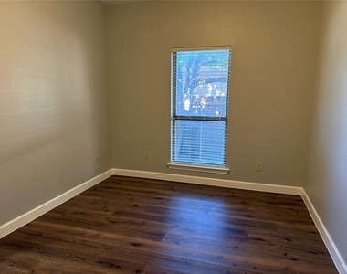12301 Cajun Drive - Photo Thumbnail 20