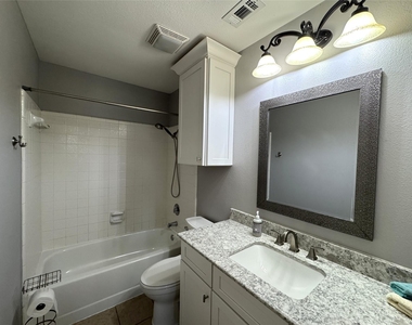 1762 Glencairn Lane - Photo Thumbnail 25