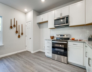 309-2 Braz Street - Photo Thumbnail 6