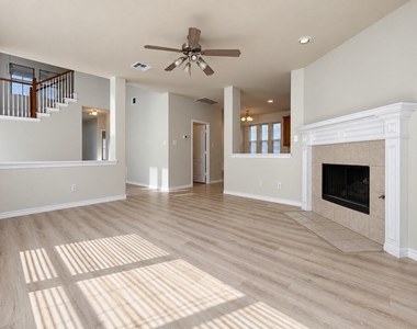 1911 Plantation Parkway - Photo Thumbnail 6