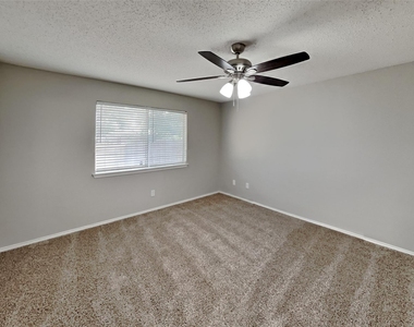 6103 King William Drive - Photo Thumbnail 7