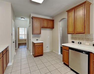 7641 Quiet Meadow Lane - Photo Thumbnail 4