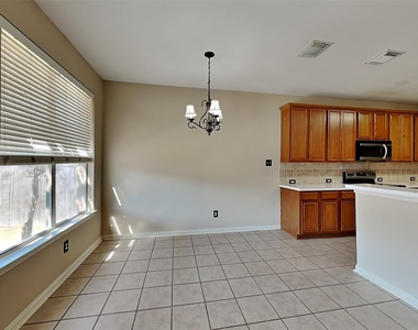 7641 Quiet Meadow Lane - Photo Thumbnail 5