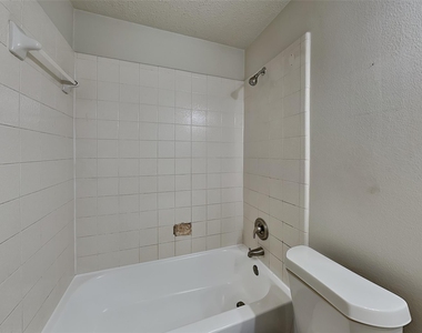 7641 Quiet Meadow Lane - Photo Thumbnail 15