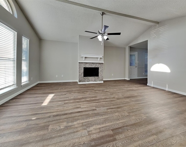 6006 Lavaca Drive - Photo Thumbnail 1
