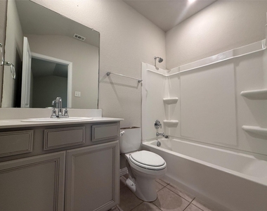 621 Fletcher Drive - Photo Thumbnail 11