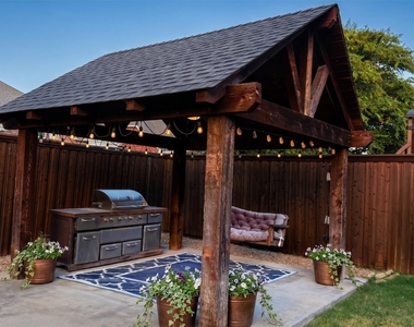 9314 Royal Burgess Drive - Photo Thumbnail 17