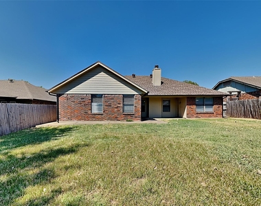 8228 Willis Lane - Photo Thumbnail 16