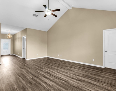 2109 Barrow Street - Photo Thumbnail 6