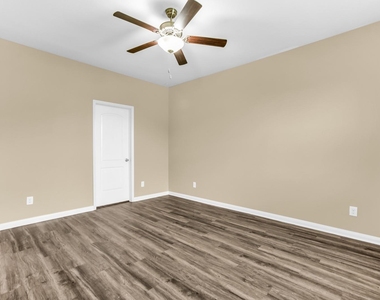 2109 Barrow Street - Photo Thumbnail 17