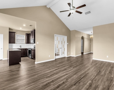2109 Barrow Street - Photo Thumbnail 5