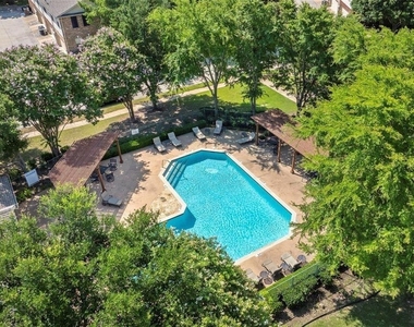 4152 Kyndra Circle - Photo Thumbnail 15