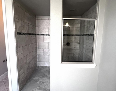 870 Sagebrush Drive - Photo Thumbnail 8