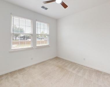 3285 Dover Drive - Photo Thumbnail 21