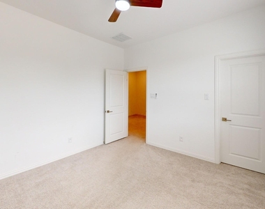 3285 Dover Drive - Photo Thumbnail 20
