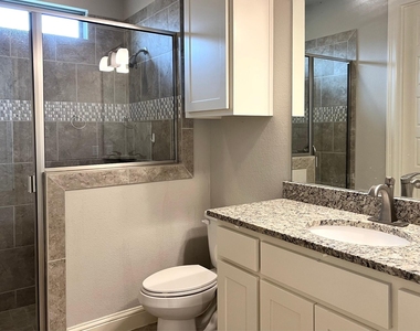880 Saint Peter Lane - Photo Thumbnail 31
