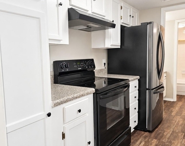 4653 Country Creek Drive - Photo Thumbnail 4