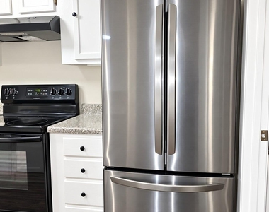 4653 Country Creek Drive - Photo Thumbnail 3
