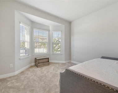 821 Shepperton Way - Photo Thumbnail 1