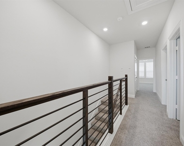 8905 Shoppers Lane - Photo Thumbnail 13