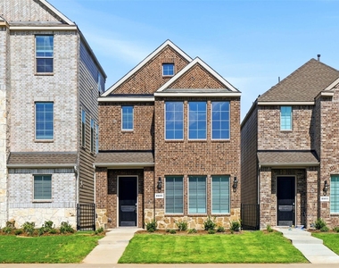 8905 Shoppers Lane - Photo Thumbnail 1