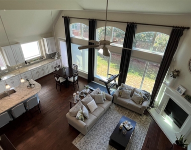 965 Holt Lane - Photo Thumbnail 4