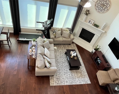 965 Holt Lane - Photo Thumbnail 6