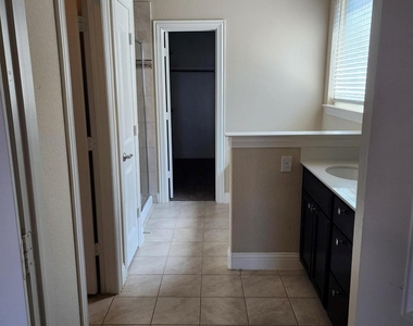 3812 Tunstall Drive - Photo Thumbnail 19