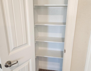 3812 Tunstall Drive - Photo Thumbnail 14
