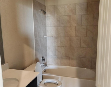 3812 Tunstall Drive - Photo Thumbnail 11