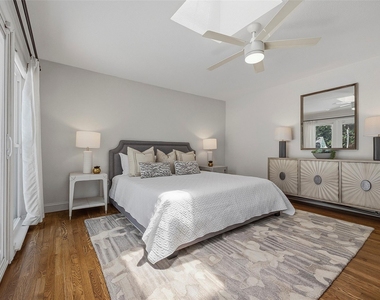 4817 Winthrop Avenue E - Photo Thumbnail 15