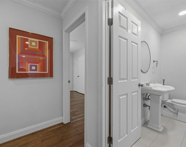 4817 Winthrop Avenue E - Photo Thumbnail 23