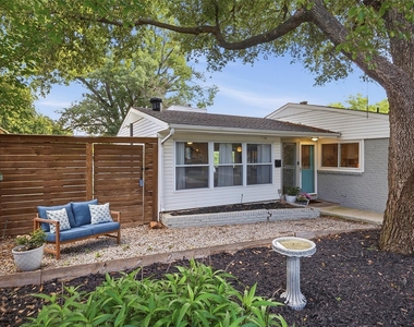 4817 Winthrop Avenue E - Photo Thumbnail 2